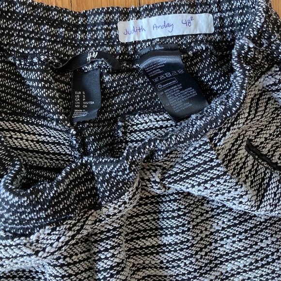 H&M Textured Tweed Joggers / Sweatpants - Picture 3 of 4